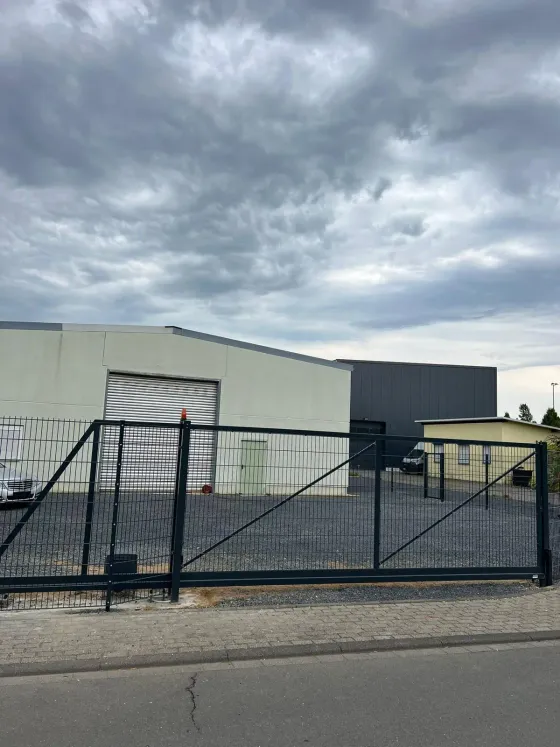 Industriezaun in Dresden - fachgerechte Ausführung vor Ort